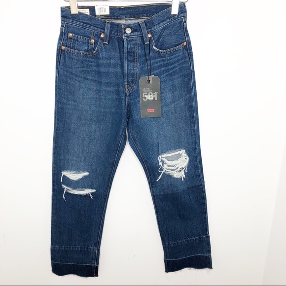 NWT Levi’s 501 Original Cropped Distressed Jeans - Picture 3 of 7